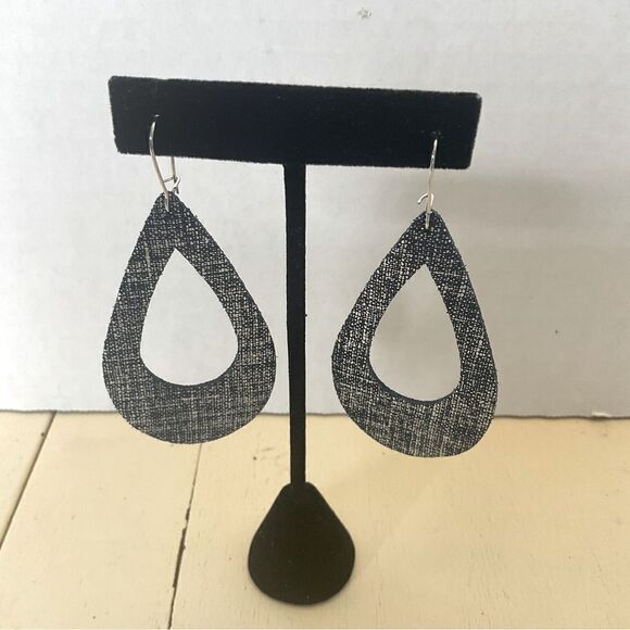LEATHER earrings Handmade Teardrop Navy Blue and Silver - Picture 1 of 5